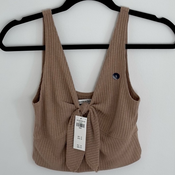 Abercrombie & Fitch Tops - NWT Abercrombie & Fitch S bow cropped tank tan